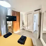 شقة Candy Pop - Ac, High Speed Internet ,desk With Natural Light, Pool And Two Terraces