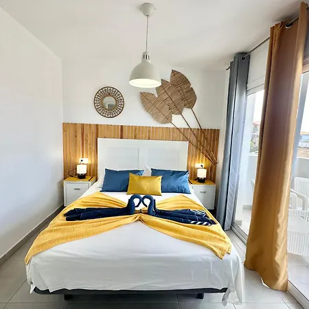 Apartment Candy Pop - Pool, 2 Terraces,desk And High Speed Internet *