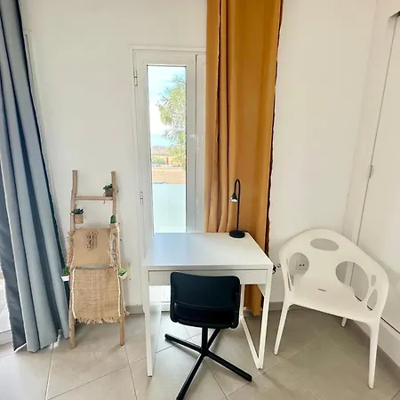 Candy Pop - Ac, High Speed Internet ,desk With Natural Light, Pool And Two Terraces アパート コラレホ