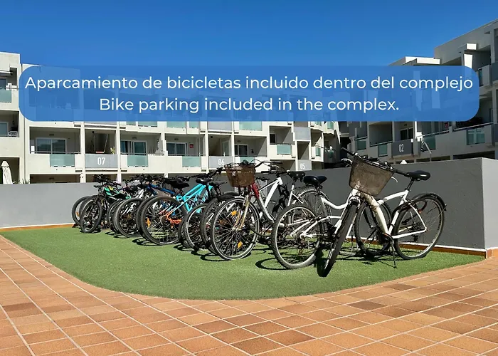 Candy Pop - Ac, High Speed Internet ,desk With Natural Light, Pool And Two Terraces Appartamento Corralejo