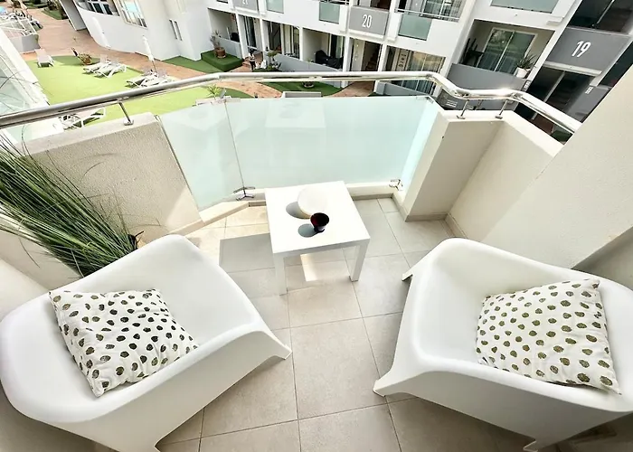 Appartamento Candy Pop - Ac, High Speed Internet ,desk With Natural Light, Pool And Two Terraces *