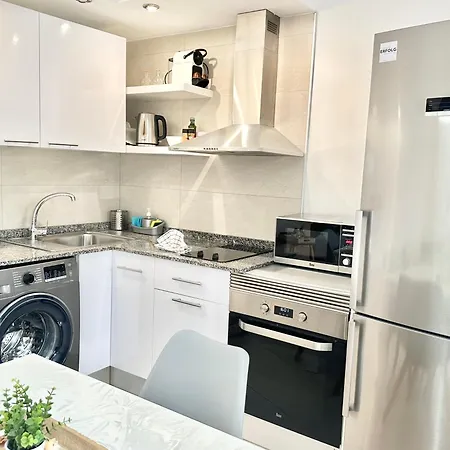 Candy Pop - Pool, 2 Terraces,desk And High Speed Internet Appartement