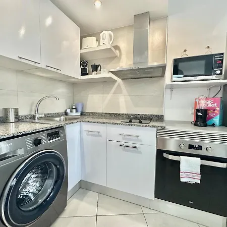 Apartman Candy Pop - Ac, High Speed Internet ,desk With Natural Light, Pool And Two Terraces Corralejo