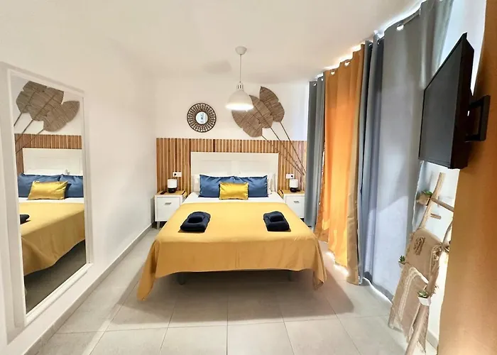 Apartament Candy Pop - Ac, High Speed Internet ,desk With Natural Light, Pool And Two Terraces *